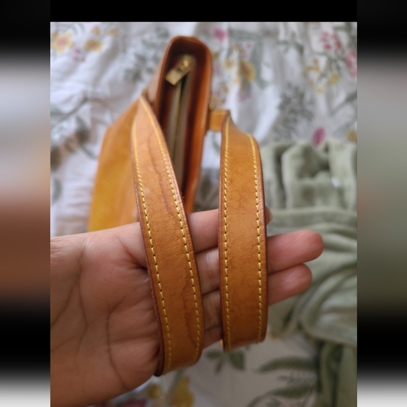 Louis Vuitton Monogram Vernis Houston Vintage - Picture 4 of 12